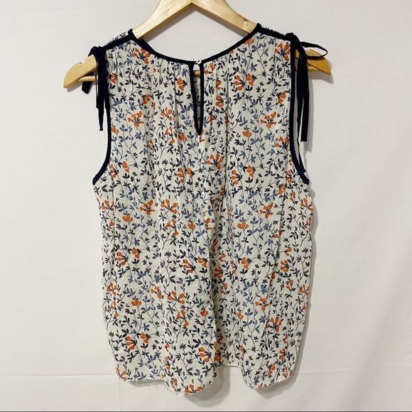 M Aerie Floral Swing Shoulder Tie Sleeveless Semisheer Blouse - Picture 2 of 8